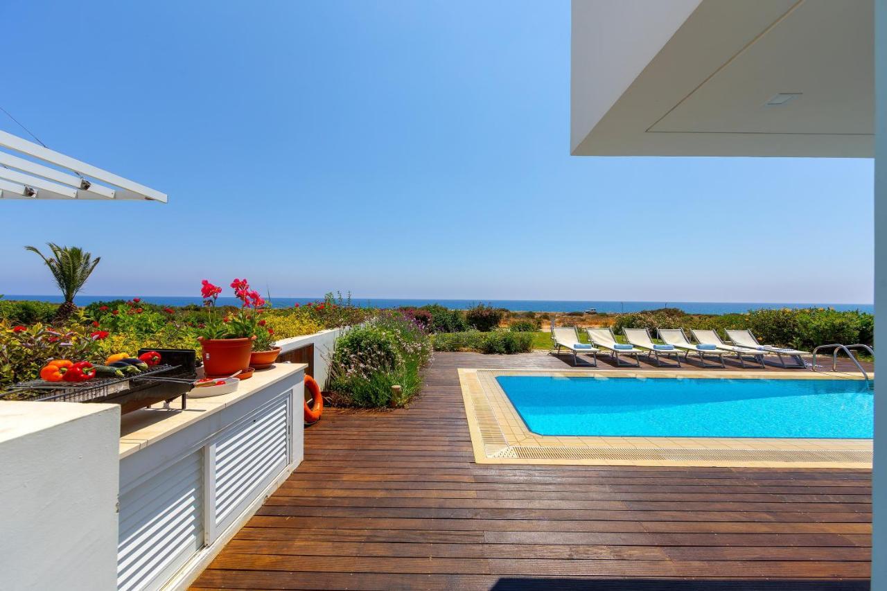 Protaras Beachfront Villa Alia Екстериор снимка