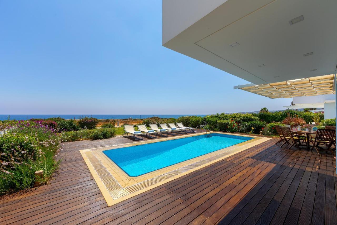 Protaras Beachfront Villa Alia Екстериор снимка
