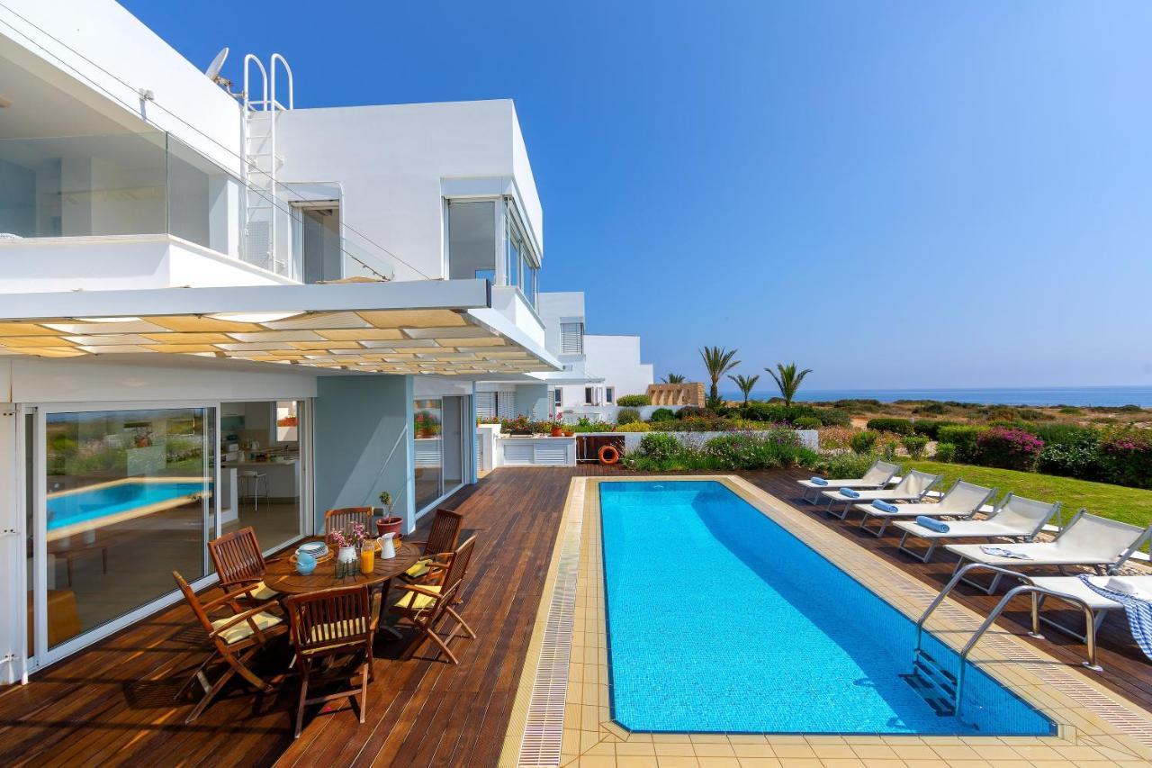 Protaras Beachfront Villa Alia Екстериор снимка