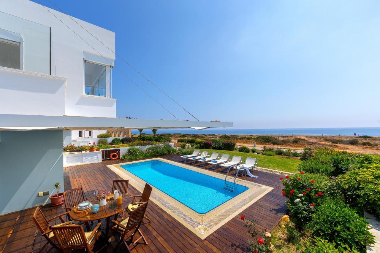 Protaras Beachfront Villa Alia Екстериор снимка