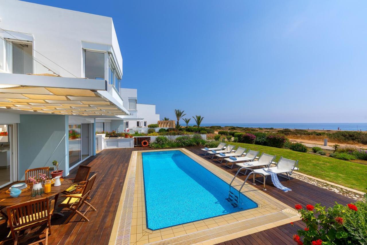Protaras Beachfront Villa Alia Екстериор снимка